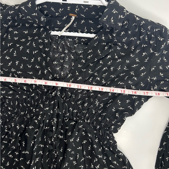 Free People Blouse Deep V Neck Womens Small Black - Picture 8 of 8